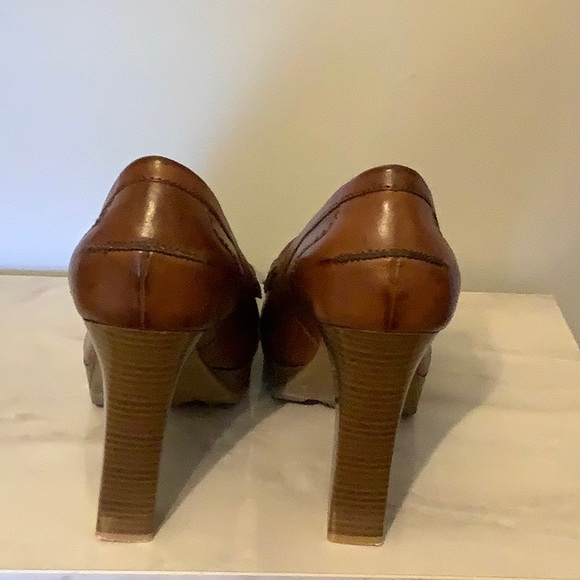 Mia brown platform heel loafer - Picture 4 of 4